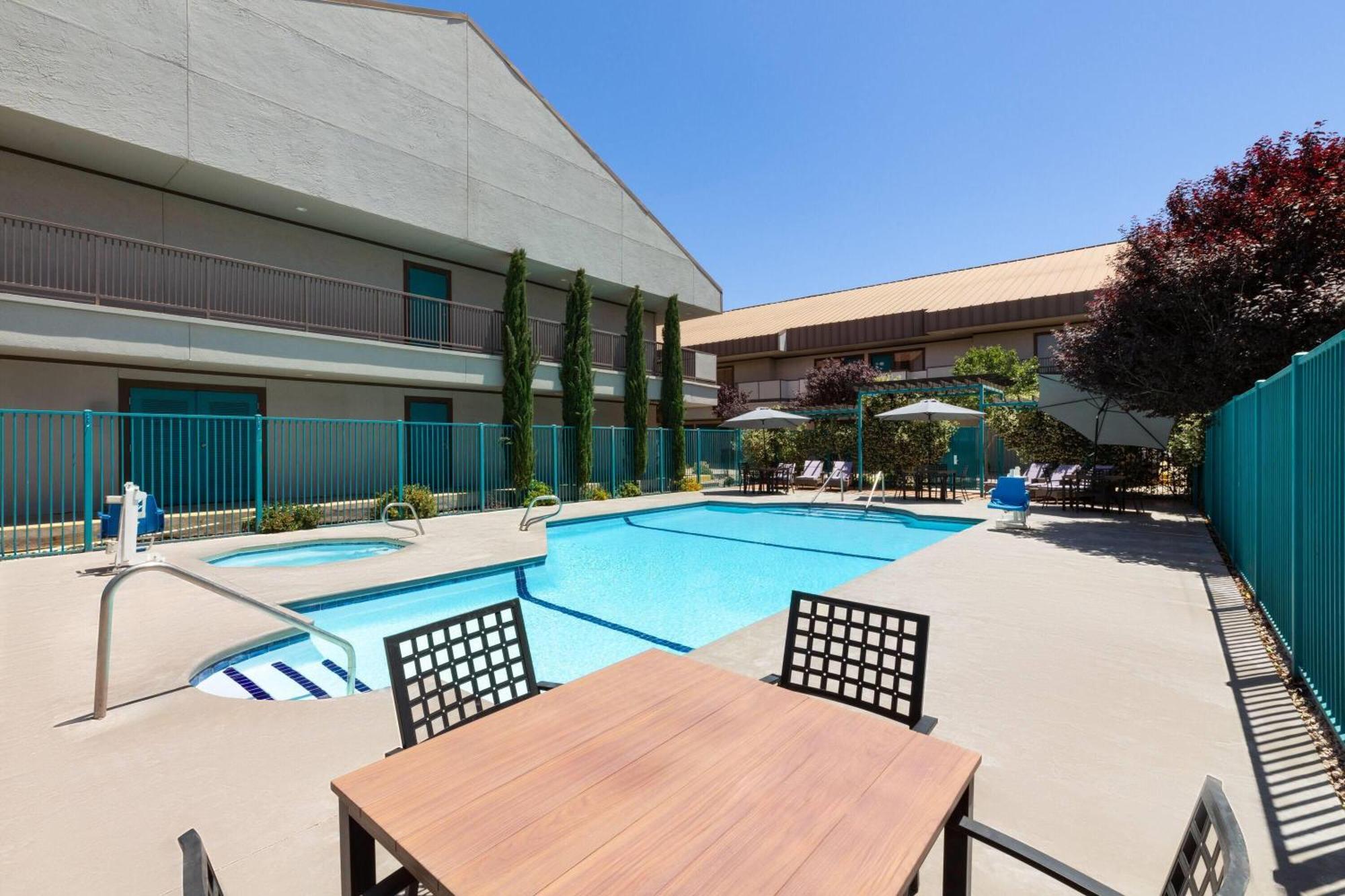 Ramada By Wyndham El Paso Exterior foto